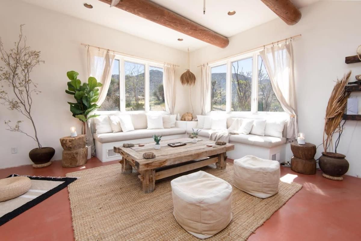 Renovated Lodge - Room 2 With Pool Access Joshua Tree Ngoại thất bức ảnh